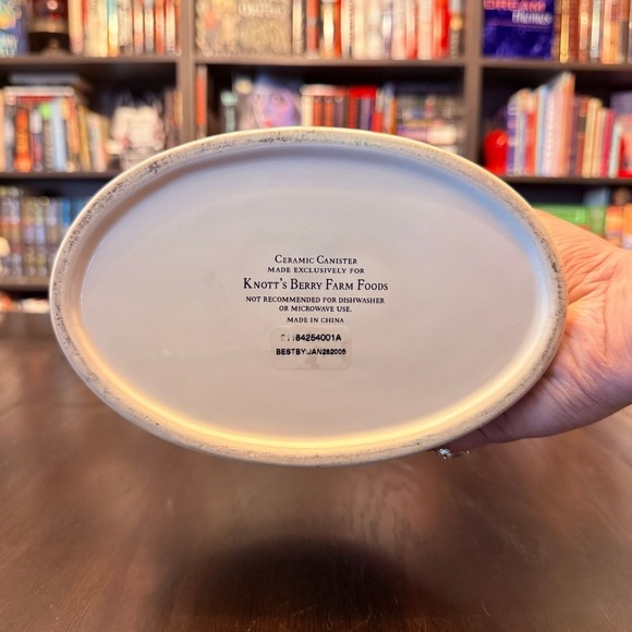 Knott's Berry Farm Foods Vintage Fruit Garden Ceramic Canister - Picture 2 of 4